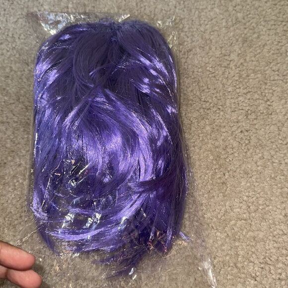 Purple Women's Wig NIP - Picture 6 of 6